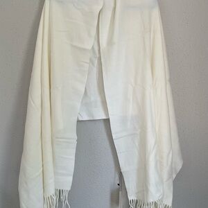 Riiqiichy Warm Big scarf Cream Fringe